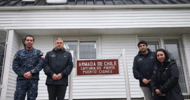 Armada y Emporcha afinan coordinaciones para recibir próxima recalada del crucero de expedición Silver Sea